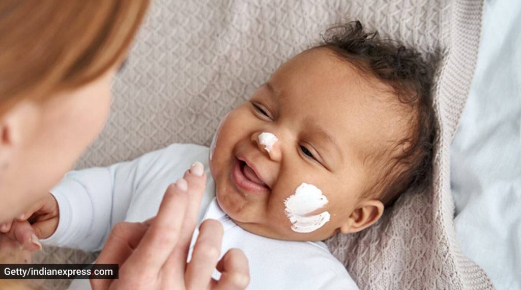 Himalaya baby products vs Johnson & Johnson - Compare the ways to choose the best baby skin products.